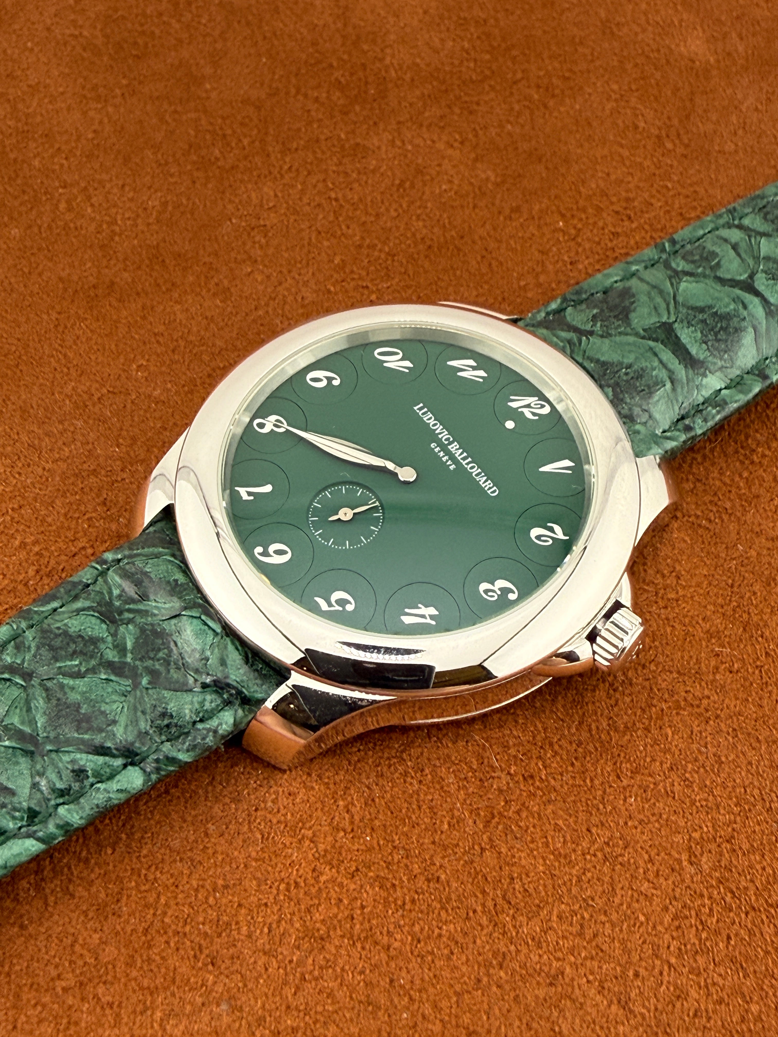 Ludovic Ballouard Platinum Upside down Racing green dial - Unique piece