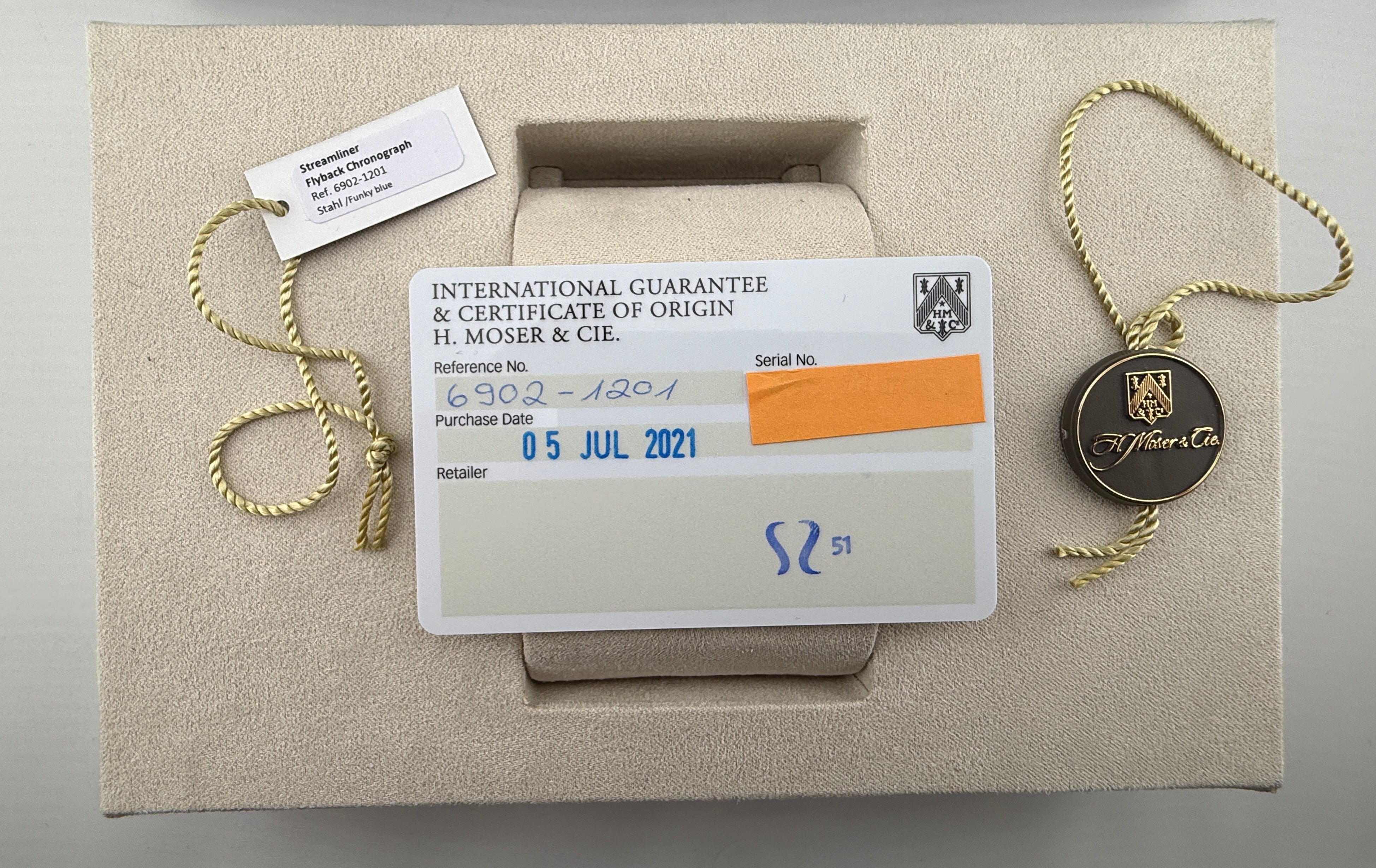 H. Moser & Cie. Streamliner Flyback Chronograph Blue