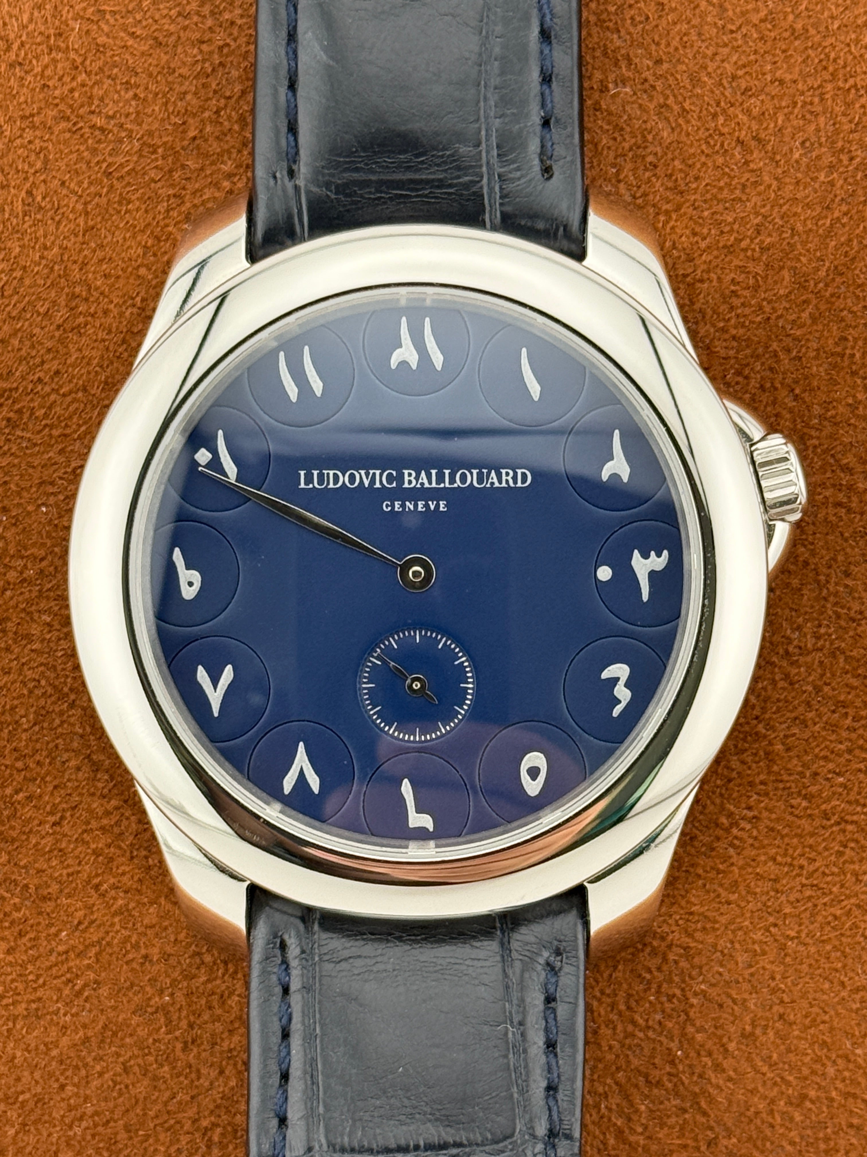 Ludovic Ballouard Platinum Upside down Hindu Arabic numerals Blue dial - Unique piece